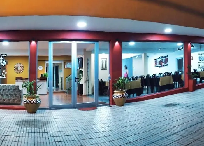 Nuevo Hotel Roble