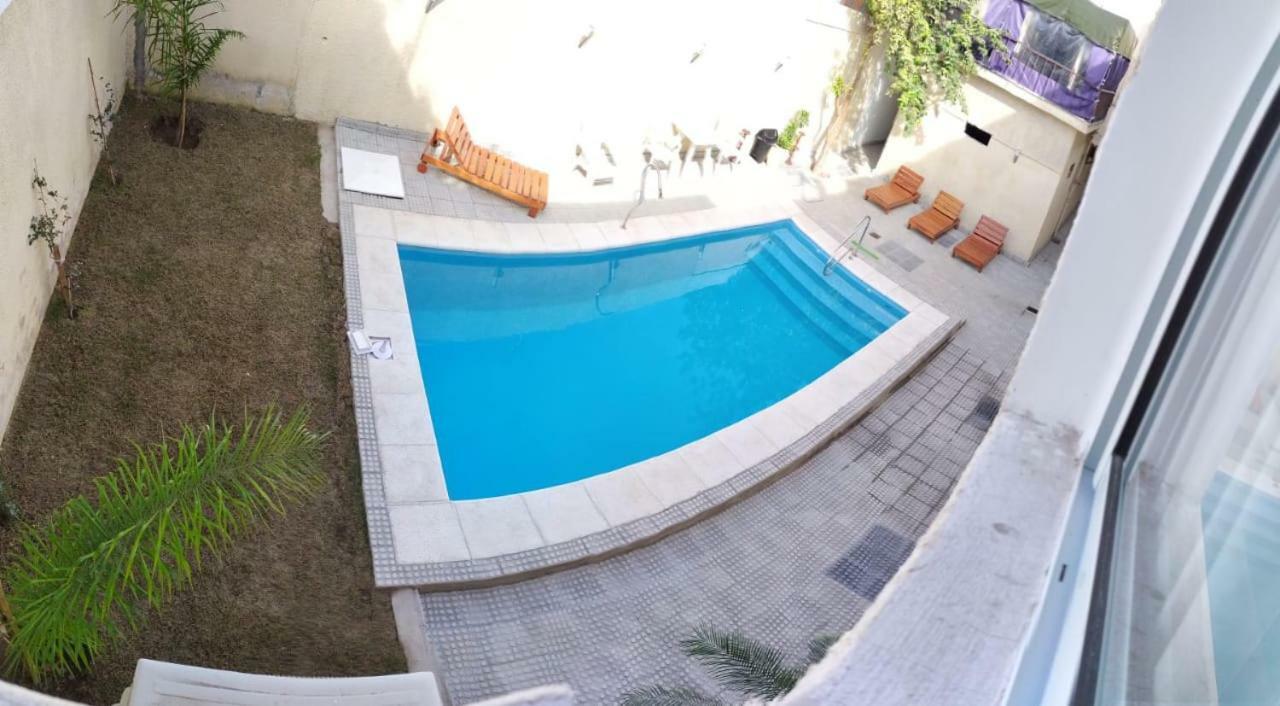 Nuevo Roble Hotel *